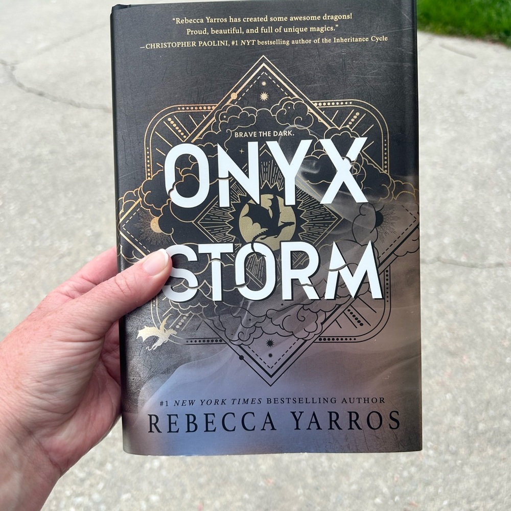 Onyx Storm Book by Rebecca Yarros